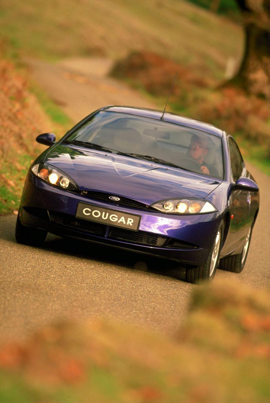  Ford Cougar 1998 года  (фото 16 из 40)
